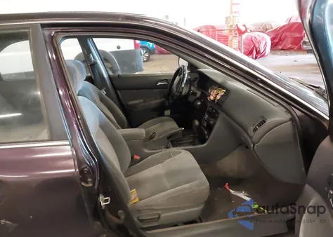 1997 Honda Accord Se из США, поврежденный, VIN 1HGCD5603VA191535